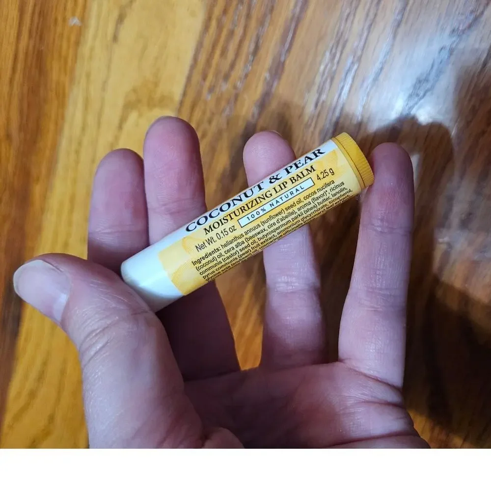 LOT Burt's Bees Coconut Pear Lip Balm Pinch of Suga Lip Scrub Coconut Lip Oil +1